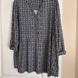 Blue and White Tunic with Mandarin Collar and Three Quarter Sleeves